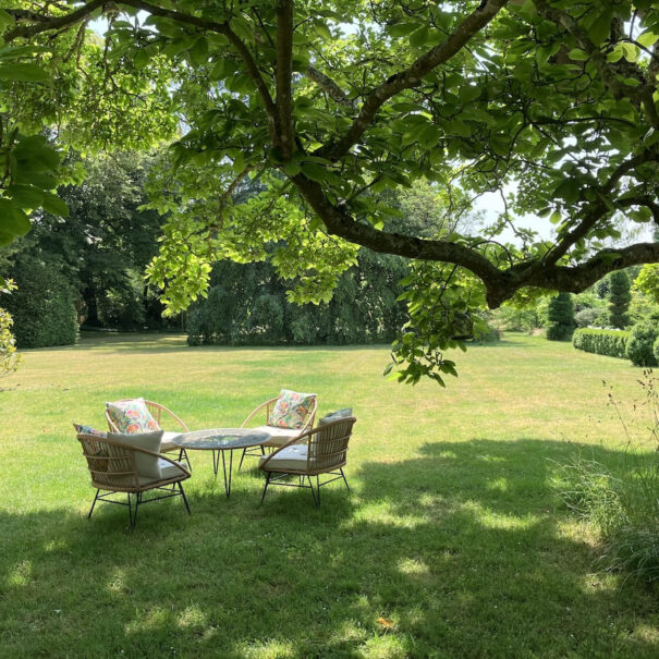 jardin maison d'hôtes hôte location domaine chambre d'hôtes sarthe Le Mans luxe patrimoine